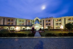 Royal-Park-International-Hotel-Resort